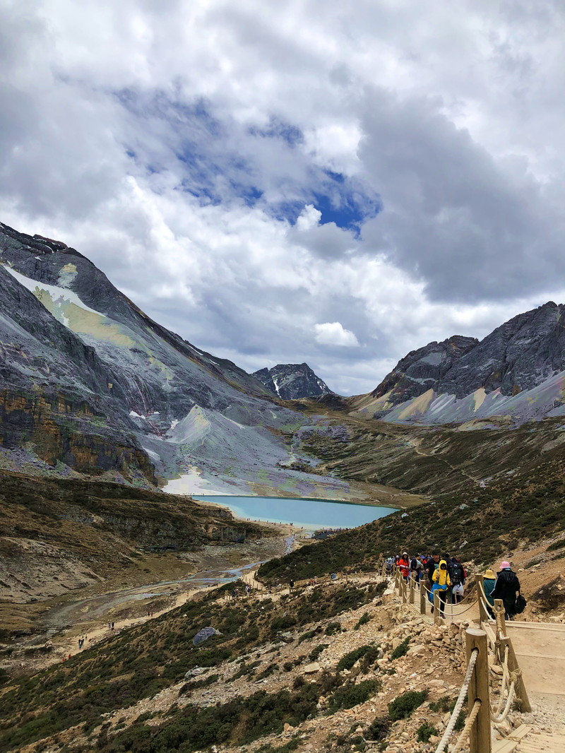稻城亚丁旅游攻略及费用 稻城亚丁几月份去最好